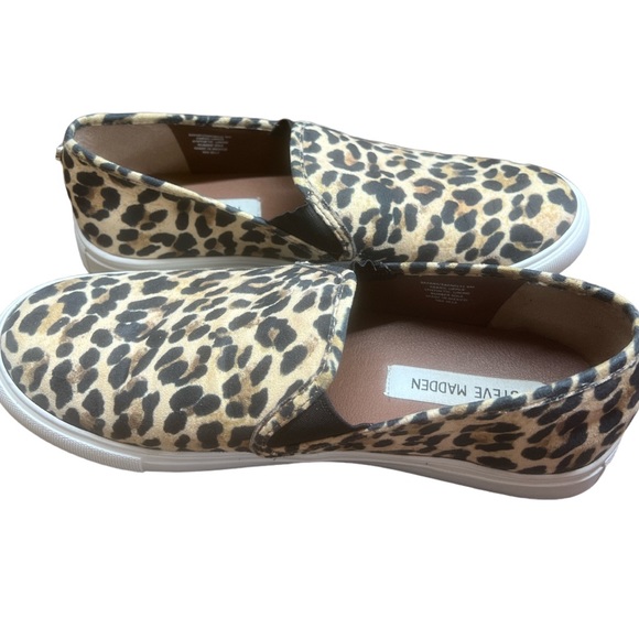 Steve Madden Safari Leopard Print Knit Slip on Sneakers Size 9M - Picture 3 of 5